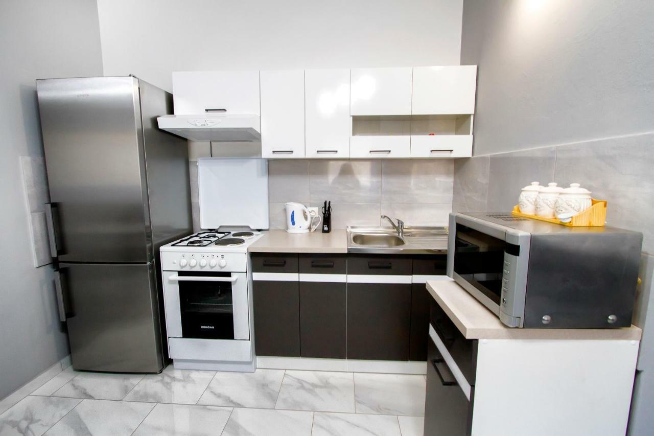 Karlo Apartment